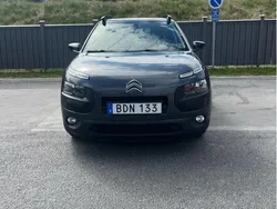 Grå Begagnad 2014 Citroën C4 Cactus PureTech Halvkombi | 49 000 kr (Bra pris)