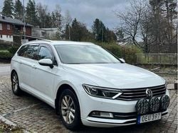 Vit Begagnad 2018 VW Passat Kombi | 140 000 kr (Superpris)