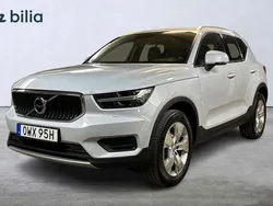 Silver Begagnad 2022 Volvo XC40 Momentum SUV | 289 900 kr (Bra pris)