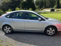 Grå Begagnad 2007 Ford Focus Trend Halvkombi | 20 000 kr