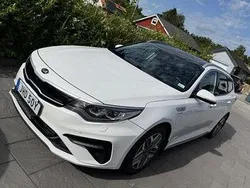 Vit Begagnad 2019 Kia Optima Hybrid Advance Sedan | 195 000 kr (Marknadspris)