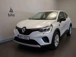 Vit Begagnad 2022 Renault Captur SUV | 179 500 kr (Marknadspris)