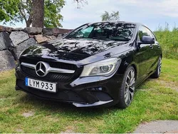 Svart Begagnad 2016 Mercedes CLA200 Shooting Brake Kombi | 179 000 kr (Marknadspris)