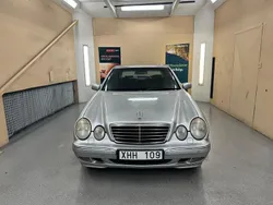 Silver Begagnad 2001 Mercedes E280 Avantgarde Sedan | 39 900 kr