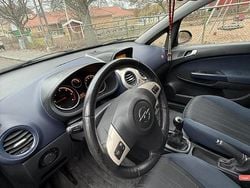 Blå Begagnad 2008 Opel Corsa Halvkombi | 22 000 kr (Marknadspris)