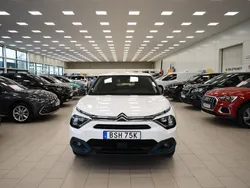 Vit Begagnad 2022 Citroën e-C4 Shine SUV | 299 900 kr