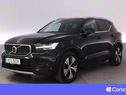 Svart Begagnad 2021 Volvo XC40 Momentum SUV | 321 900 kr (Bra pris)