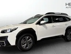 Vit (white) Begagnad 2022 Subaru Outback SUV | 339 900 kr (Bra pris)