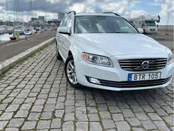 Vit Begagnad 2014 Volvo V70 Momentum Kombi | 89 000 kr (Bra pris)