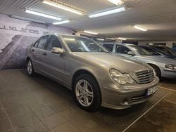 Silver Begagnad 2007 Mercedes C180 Classic Sedan | 39 900 kr (Marknadspris)