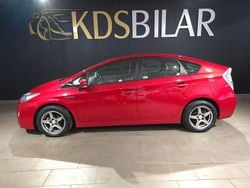 Mörkröd Begagnad 2010 Toyota Prius Edition Halvkombi | 99 900 kr (Marknadspris)