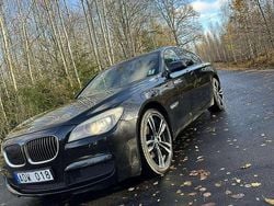 Svart Begagnad 2012 BMW 740 M Sport Sedan | 135 000 kr