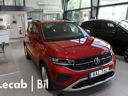 Röd (kings red metallic) Begagnad 2024 VW T-Cross Life SUV | 249 500 kr (Dyr)