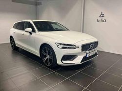 Vit Begagnad 2022 Volvo V60 Kombi | 309 900 kr (Bra pris)