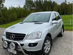 Silver Begagnad 2007 Mercedes ML280 SUV | 65 000 kr (Marknadspris)