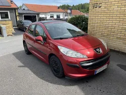 Röd Begagnad 2008 Peugeot 207 Halvkombi | 32 000 kr (Marknadspris)
