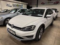 Vit Begagnad 2015 VW Golf Alltrack Kombi | 139 900 kr (Marknadspris)