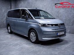Silver Begagnad 2023 VW Multivan Minibuss | 479 800 kr (Bra pris)
