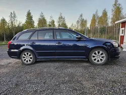 Blå Begagnad 2007 Toyota Avensis Kombi | 15 000 kr (Bra pris)