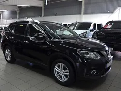 Svart Begagnad 2016 Nissan X-Trail Tekna SUV | 169 900 kr (Lite dyr)
