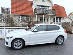 Begagnad 2017 BMW 118 M Sport Halvkombi | 142 000 kr (Marknadspris)