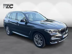 Grå Begagnad 2019 BMW X3 Luxury Line SUV | 269 000 kr (Marknadspris)