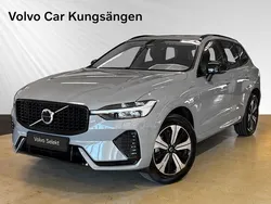 Grå Begagnad 2024 Volvo XC60 Plus SUV | 549 900 kr (Marknadspris)