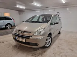Ljusbrun Begagnad 2004 Citroën Xsara Picasso Minibuss | 29 900 kr (Bra pris)