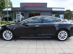 Svart Begagnad 2016 Tesla Model S Sedan | 369 900 kr (Marknadspris)