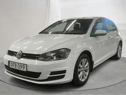 Vit Begagnad 2017 VW Golf VII | 54 000 kr (Superpris)