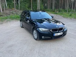 Svart Begagnad 2010 BMW 320 Comfort Edition Kombi | 65 000 kr (Bra pris)