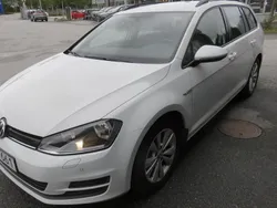 Vit Begagnad 2015 VW Golf VII Kombi | 65 000 kr (Superpris)