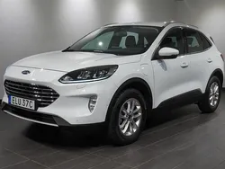 Vit Begagnad 2022 Ford Kuga Titanium SUV | 259 900 kr (Marknadspris)