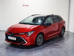 Röd Begagnad 2019 Toyota Corolla Executive Kombi | 234 900 kr (Marknadspris)