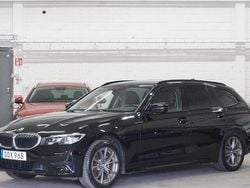 Svart Begagnad 2021 BMW 320 Sport Line Kombi | 268 900 kr (Bra pris)