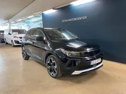 Svart Begagnad 2022 Opel Grandland X Ultimate SUV | 269 900 kr (Dyr)
