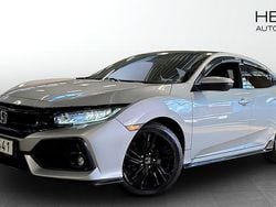 Silver Begagnad 2017 Honda Civic Sport Plus Halvkombi | 194 900 kr (Marknadspris)