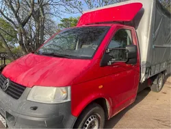 Röd Begagnad 2006 VW T5 Van | 59 000 kr (Lite dyr)