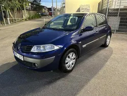 Blå Begagnad 2006 Renault Mégane II Halvkombi | 24 900 kr (Marknadspris)