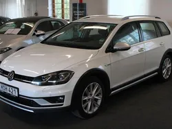 Vit Begagnad 2018 VW Golf Alltrack Kombi | 169 900 kr (Marknadspris)