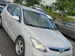 Brun Begagnad 2009 Hyundai i30 Halvkombi | 24 000 kr (Bra pris)