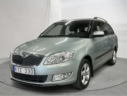 Ljusgrön Begagnad 2011 Skoda Fabia Elegance | 66 000 kr (Marknadspris)