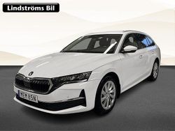 Vit Begagnad 2024 Skoda Octavia Comfort Kombi | 309 900 kr (Marknadspris)