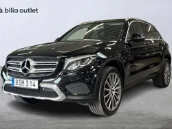 Svart Begagnad 2018 Mercedes GLC350 SUV | 309 900 kr (Bra pris)