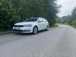 Vit Begagnad 2012 VW Passat Kombi | 82 000 kr (Marknadspris)
