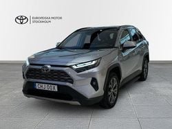 Silver Begagnad 2022 Toyota RAV4 Hybrid Executive SUV | 419 900 kr (Marknadspris)