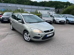 Grå Begagnad 2009 Ford Focus Trend Kombi | 32 900 kr (Marknadspris)