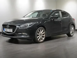 Svart Begagnad 2018 Mazda 3 Inclusive Halvkombi | 159 400 kr (Marknadspris)