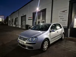 Silver Begagnad 2005 VW Golf IV Trendline Halvkombi | 36 900 kr (Marknadspris)