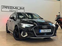 Svart Begagnad 2020 Audi A3 Sportback Comfort Halvkombi | 199 900 kr (Marknadspris)